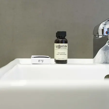 Rodino 5* نابولي