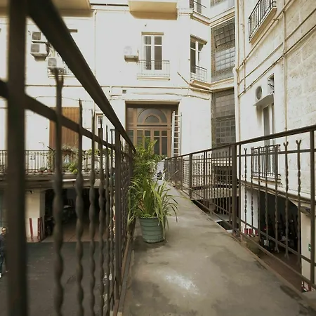 Rodino 5* Naples